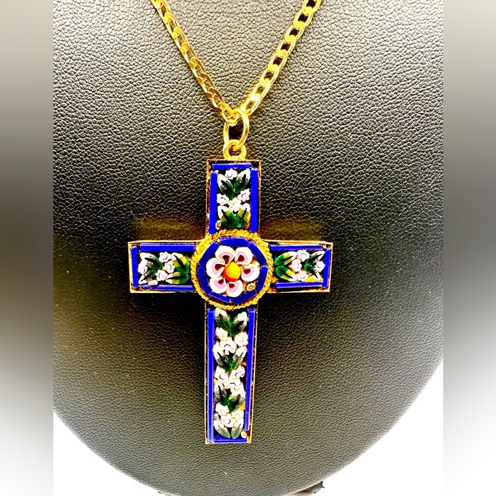 Elegant Gold Tone Italy Micro Mosaic Millefiori Flowers Cross Pendant Vintage